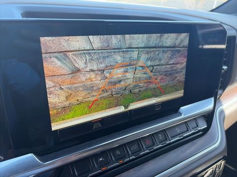 Used 2023 GMC Sierra 1500 SLT w/ SLT Premium Package image 12