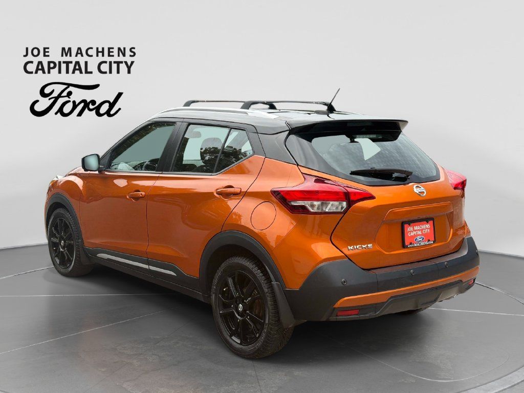 Used 2020 Nissan Kicks SR FWD image 7