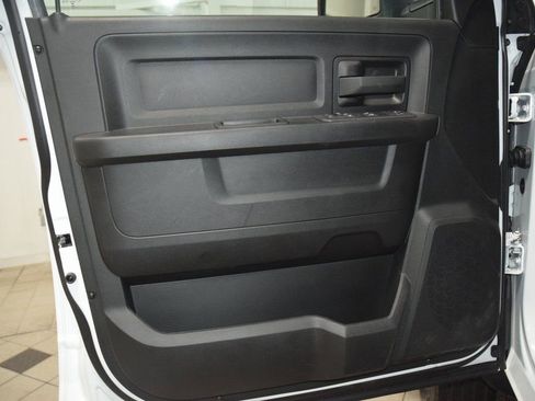 Used 2025 RAM 5500 Tradesman w/ Safety Group AWD/4WD image 36