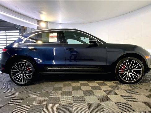 Used 2022 Porsche Macan S image 8