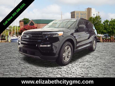 Used 2023 Ford Explorer XLT w/ Equipment Group 202A RWD image 1