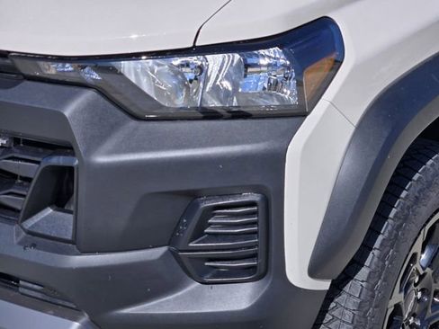 New 2026 Chevrolet Colorado Trail Boss AWD/4WD image 6