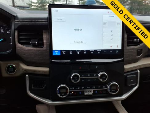Used 2023 Ford Expedition Max Limited image 22