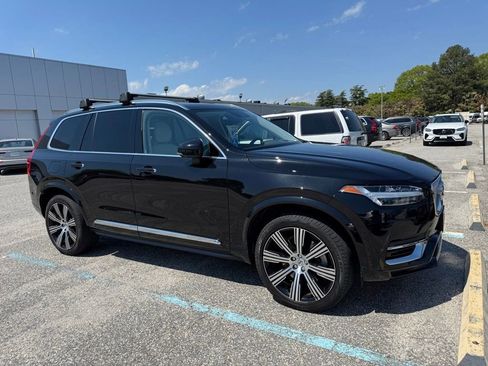 Used 2022 Volvo XC90 T8 Inscription AWD/4WD image 4