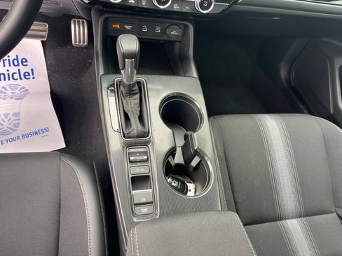 Used 2025 Honda Civic Sport image 13