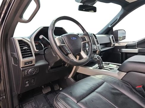 Used 2020 Ford F150 Lariat w/ Equipment Group 502A Luxury AWD/4WD image 16