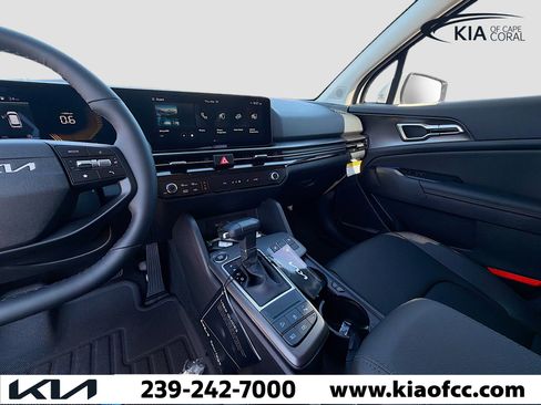 New 2026 Kia Sportage EX FWD image 26