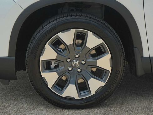 Used 2026 Honda Pilot Elite image 7