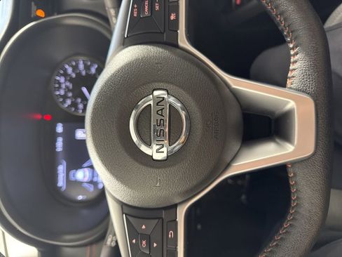 Used 2021 Nissan Kicks SR w/ SR Premium Package FWD image 34