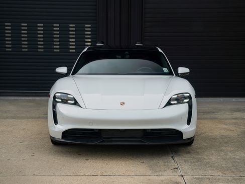 Used 2021 Porsche Taycan 4S image 6