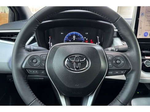 Used 2025 Toyota Corolla FX w/ Convenience Package image 24
