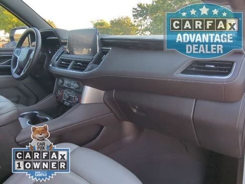 Used 2024 Chevrolet Suburban LT image 25