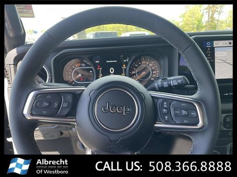 New 2026 Jeep Wrangler Unlimited Sahara AWD/4WD image 20