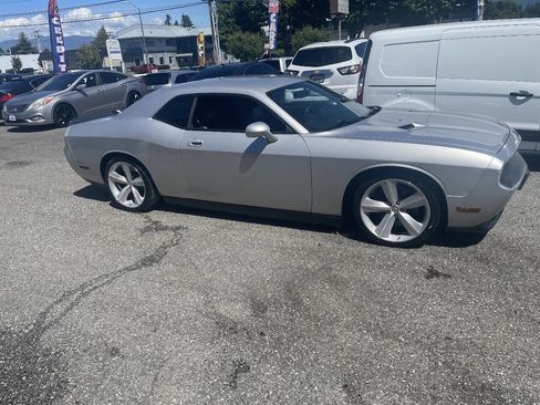 Used 2008 Dodge Challenger SRT8 RWD image 1