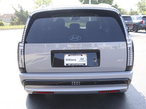 New 2026 Hyundai Ioniq 9 SEL image 4