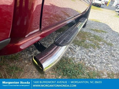 Used 2018 Chevrolet Silverado 1500 LT w/ All Star Edition AWD/4WD image 12