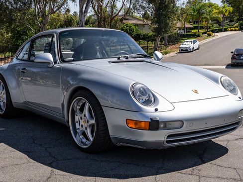 Used 1995 Porsche 911 Carrera 4 image 12