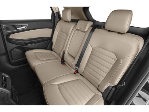 Used 2023 Ford Edge SEL w/ Convenience Package image 8