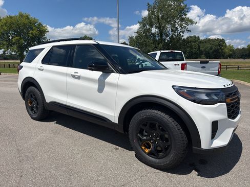 New 2026 Ford Explorer Tremor w/ Tremor Ultimate Package AWD/4WD image 3
