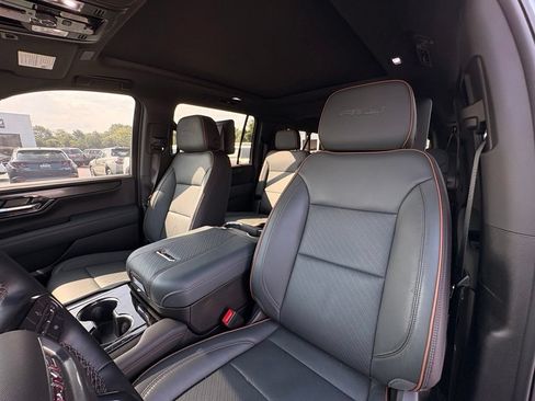 Used 2026 GMC Yukon XL AT4 w/ AT4 Premium Plus Package AWD/4WD image 22