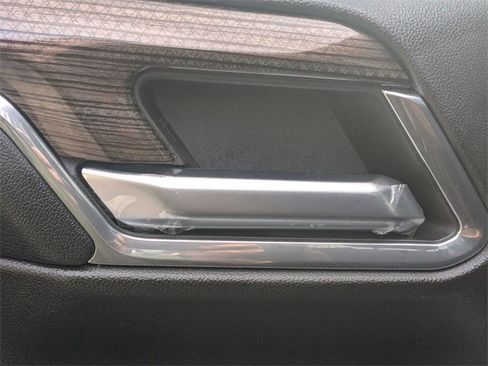 Used 2023 Chevrolet Silverado 1500 RST image 26