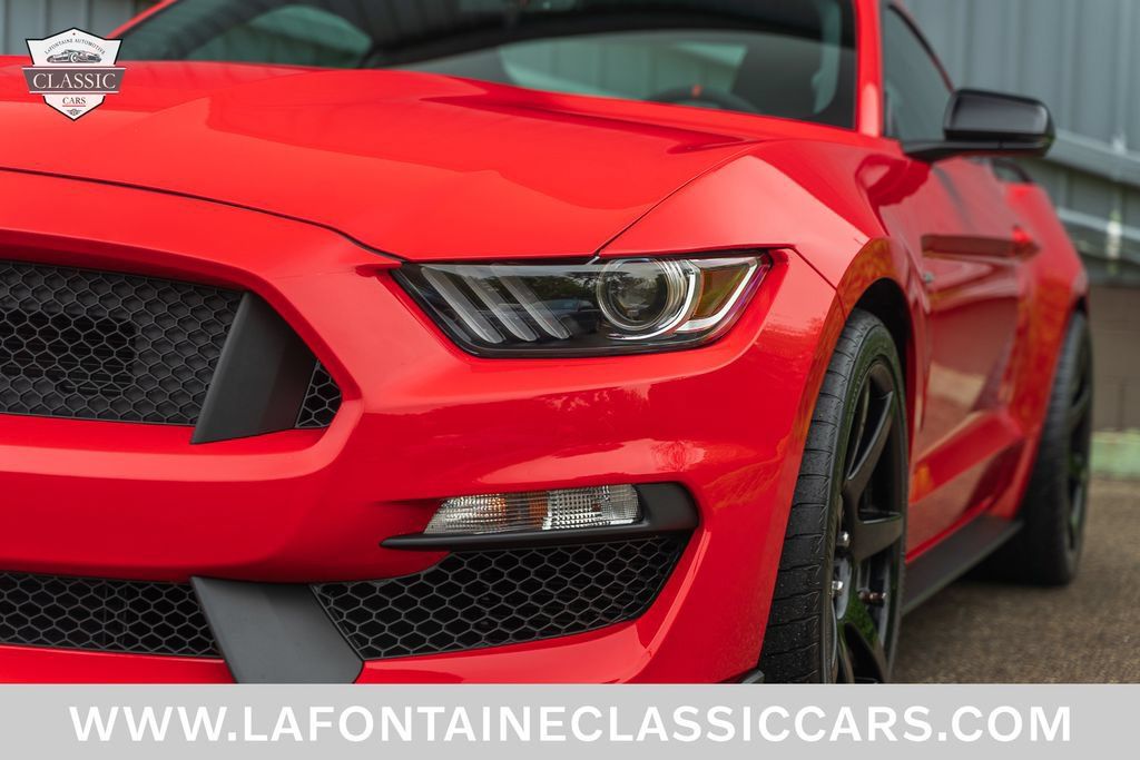 Used 2017 Ford Mustang Shelby GT350R w/ GT350R Equipment Group 920A RWD image 9