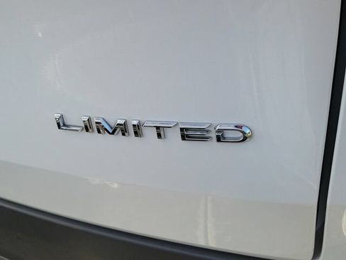 Used 2024 Toyota Grand Highlander AWD Hybrid image 5
