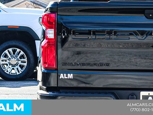 Used 2021 Chevrolet Silverado 1500 LT Trail Boss w/ Convenience Package II image 14