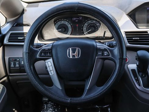Used 2015 Honda Odyssey EX image 18