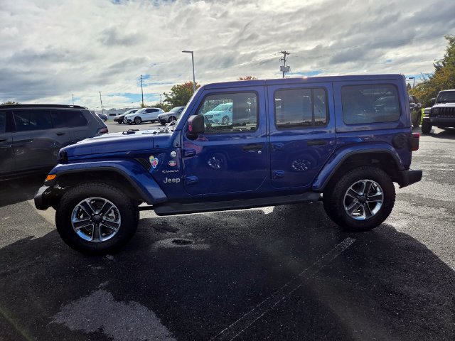 Used 2018 Jeep Wrangler Unlimited Sahara AWD/4WD image 12