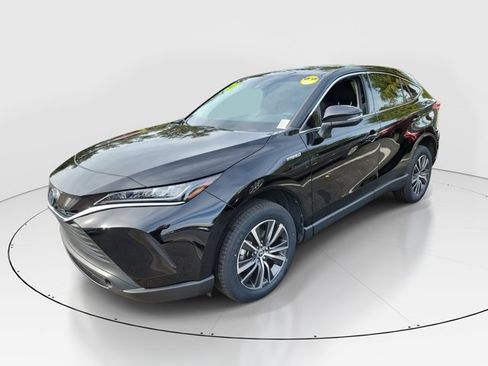 Used 2021 Toyota Venza LE image 34