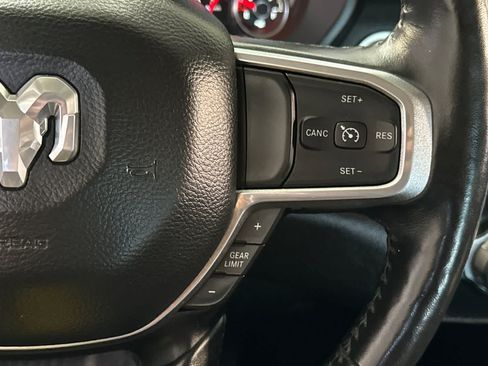 Used 2020 RAM 1500 Laramie RWD image 28