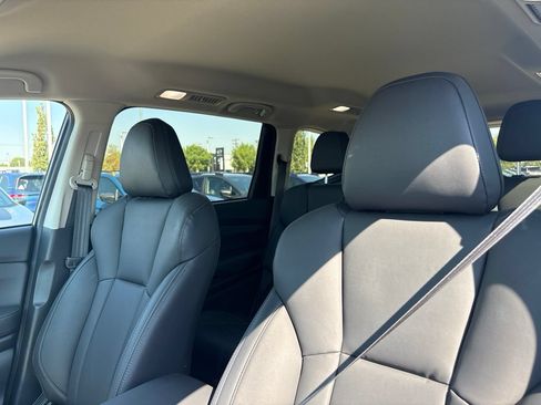 Used 2026 Subaru Ascent Premium AWD/4WD image 5