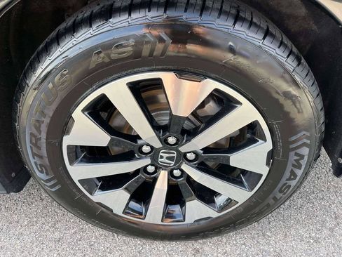 Used 2025 Honda Odyssey EX-L image 36