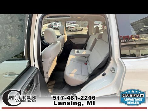 Used 2016 Subaru Forester 2.5i Premium AWD/4WD image 14