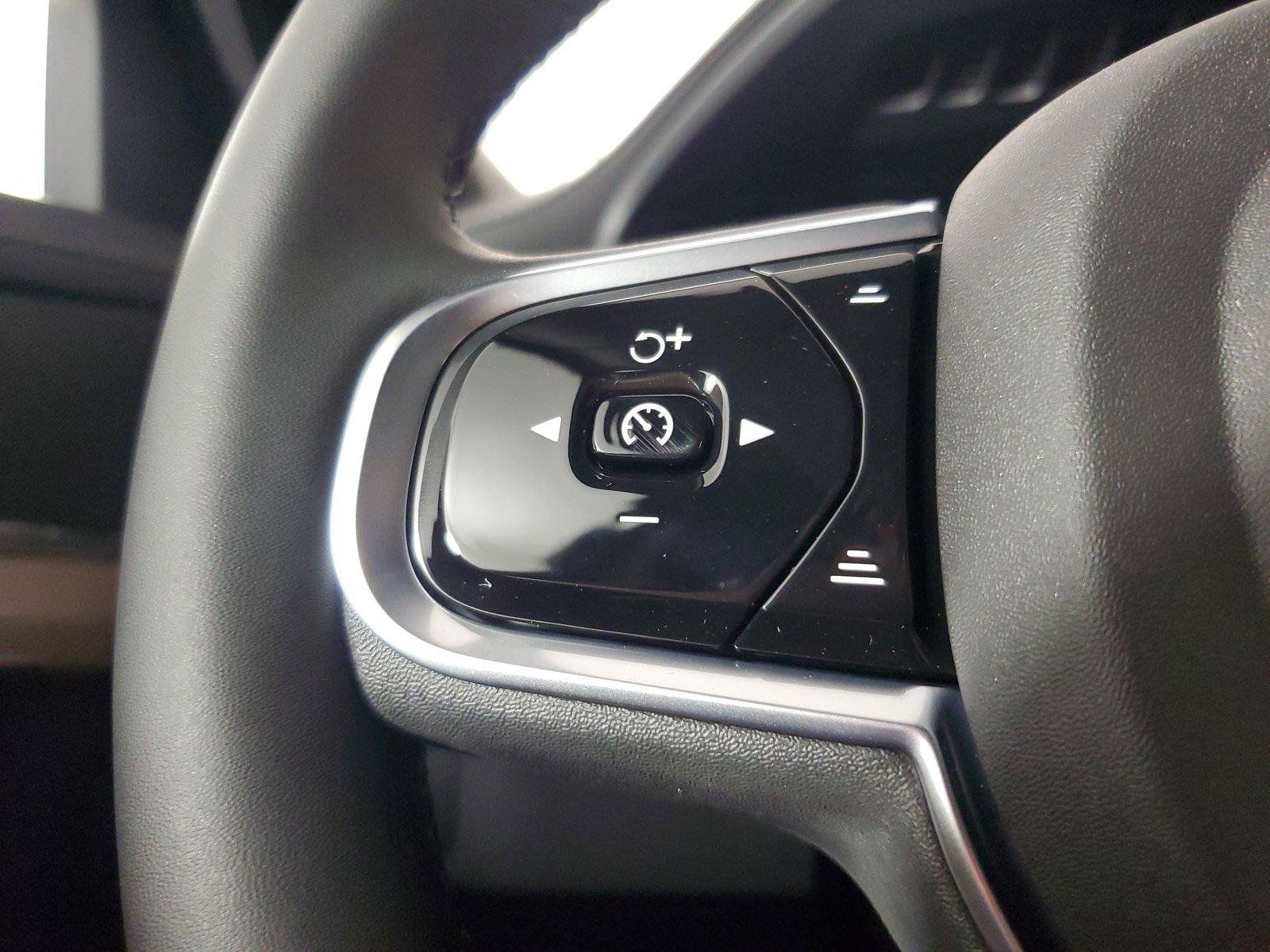 New 2026 Volvo XC90 T8 Core AWD/4WD image 25