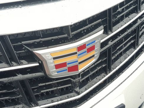 Certified 2016 Cadillac XTS Luxury w/ Driver Awareness Package FWD image 29