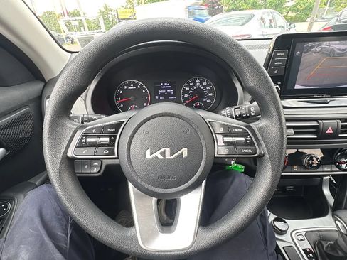 Used 2023 Kia Seltos LX AWD/4WD image 26