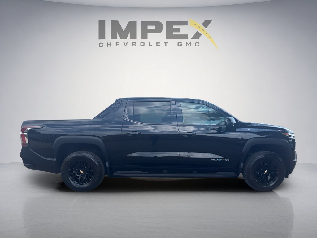 Used 2025 Chevrolet Silverado EV LT AWD/4WD image 6