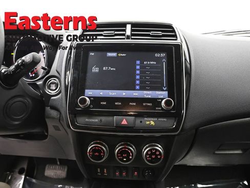 Used 2025 Mitsubishi Outlander Sport AWD image 11