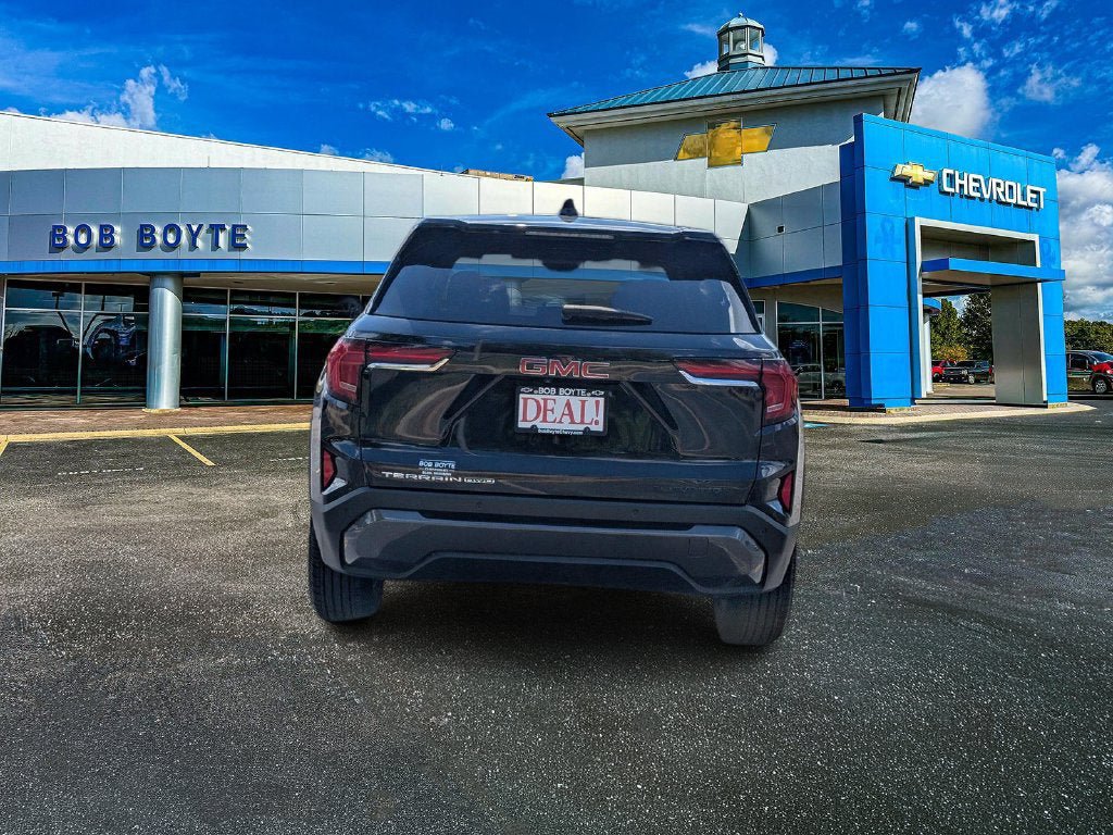 Used 2026 GMC Terrain Elevation AWD/4WD image 4