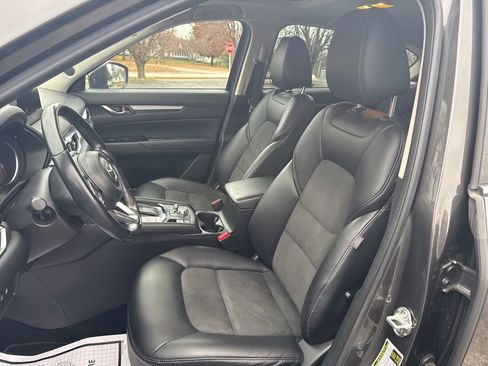 Used 2018 MAZDA CX-5 Touring w/ Preferred Equipment Package image 16
