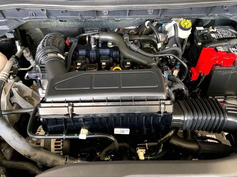 Used 2025 Ford Escape ST-Line AWD/4WD image 9