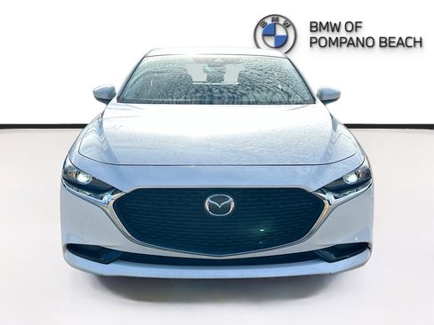 Used 2019 MAZDA MAZDA3 w/Preferred Pkg image 2