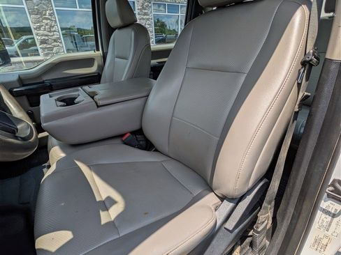 Used 2020 Ford F550 2WD Crew Cab Super Duty image 22