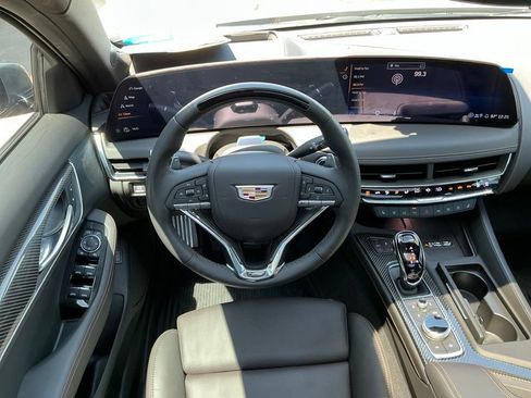 Used 2025 Cadillac CT5 V w/ Technology Package RWD image 11