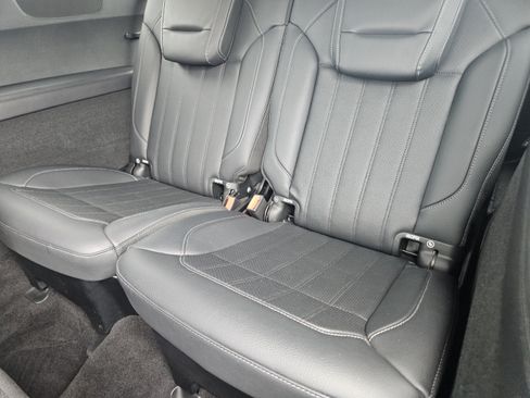 Used 2017 Mercedes-Benz GLS 450 4MATIC image 23