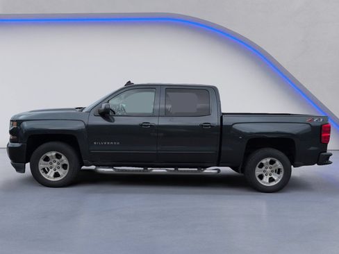 Used 2018 Chevrolet Silverado 1500 LT w/ All Star Edition AWD/4WD image 5