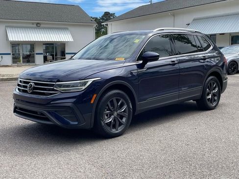 Used 2023 Volkswagen Tiguan SE image 30