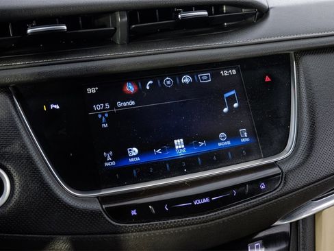 Used 2017 Cadillac XT5 FWD w/ LPO, Wheel Lock Package image 27